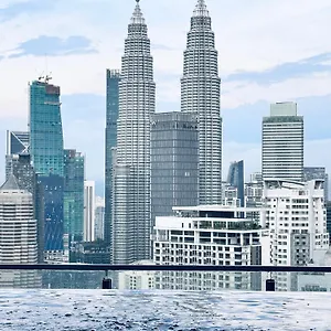 The Luxe Colony Klcc By Infinitum Апартаменты
